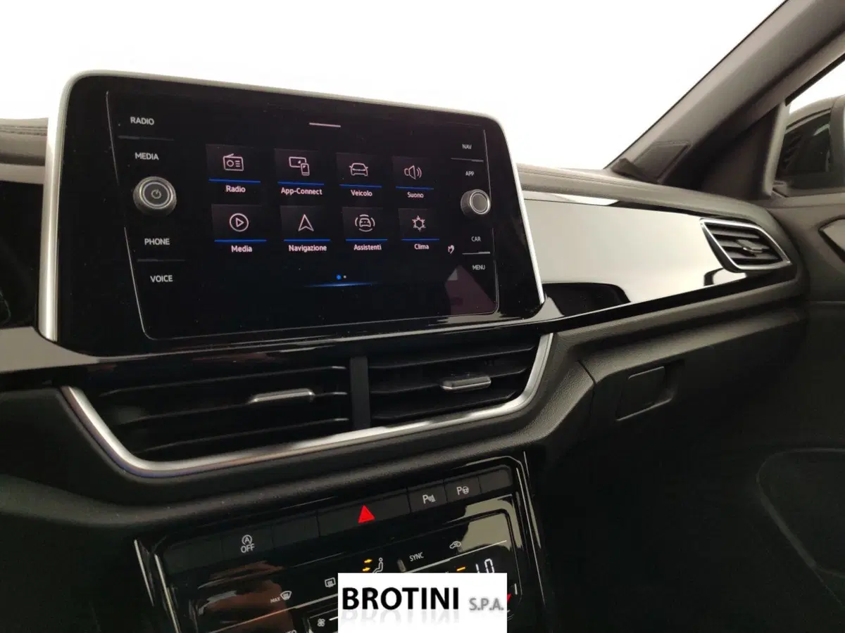 Volkswagen T-Roc usata a Massa-Carrara (12)