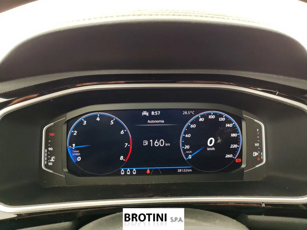 Volkswagen T-Roc usata a Massa-Carrara (13)