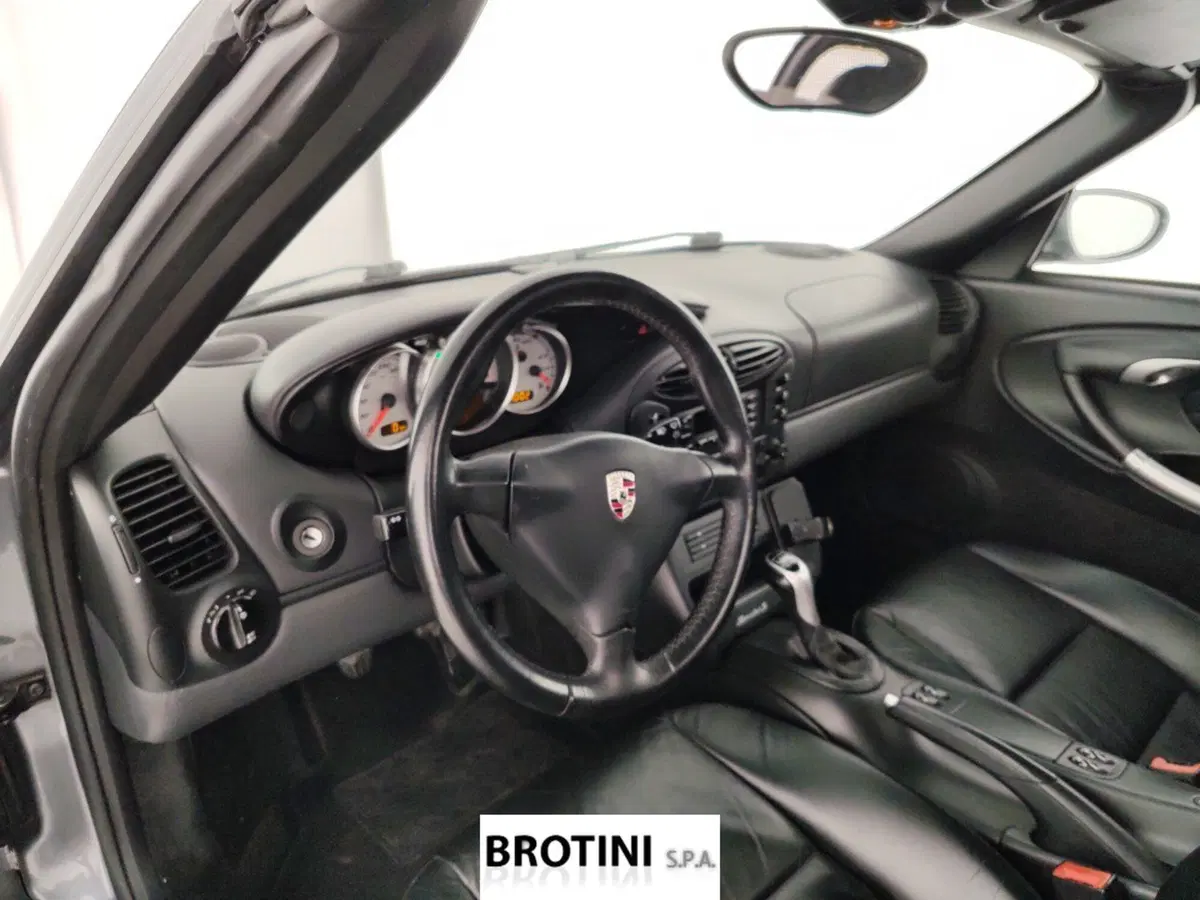 Porsche Boxster usata a Massa-Carrara (9)