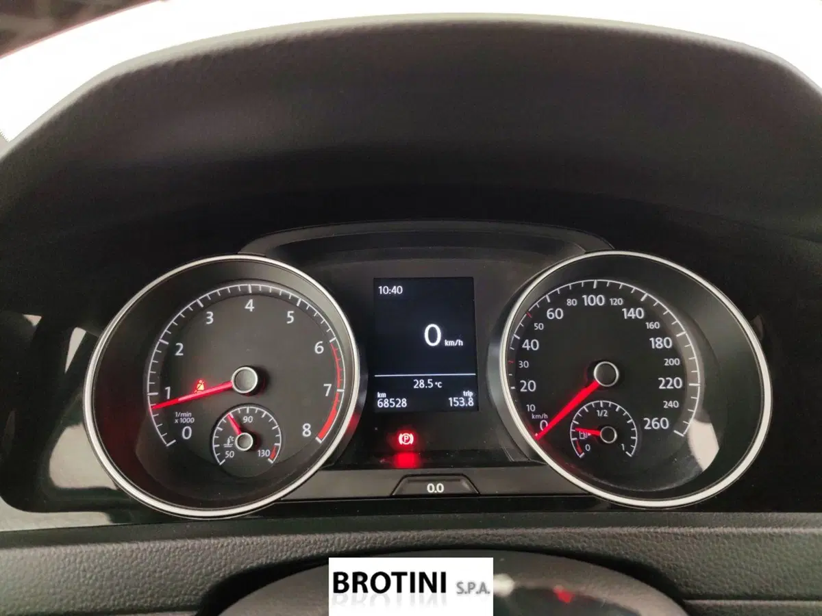 Volkswagen Golf usata a Massa-Carrara (13)