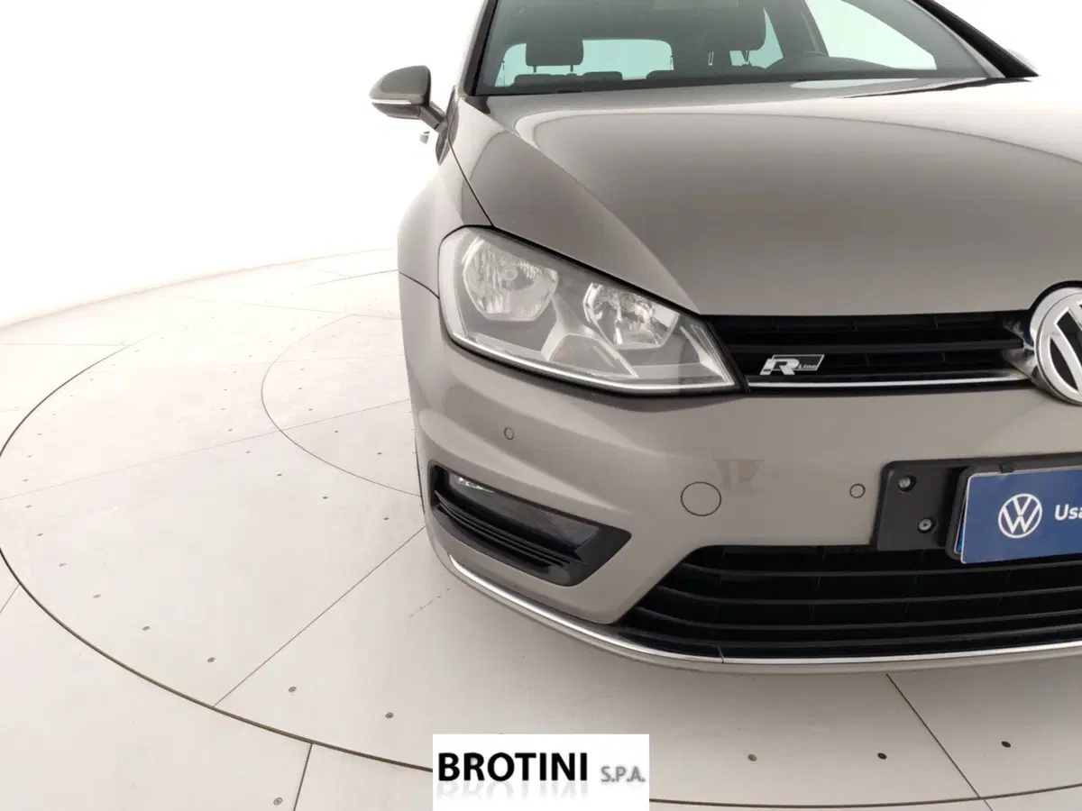 Volkswagen Golf usata a Massa-Carrara (5)