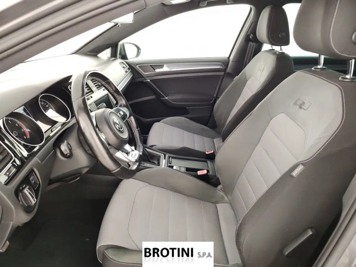 Volkswagen Golf usata a Massa-Carrara (7)