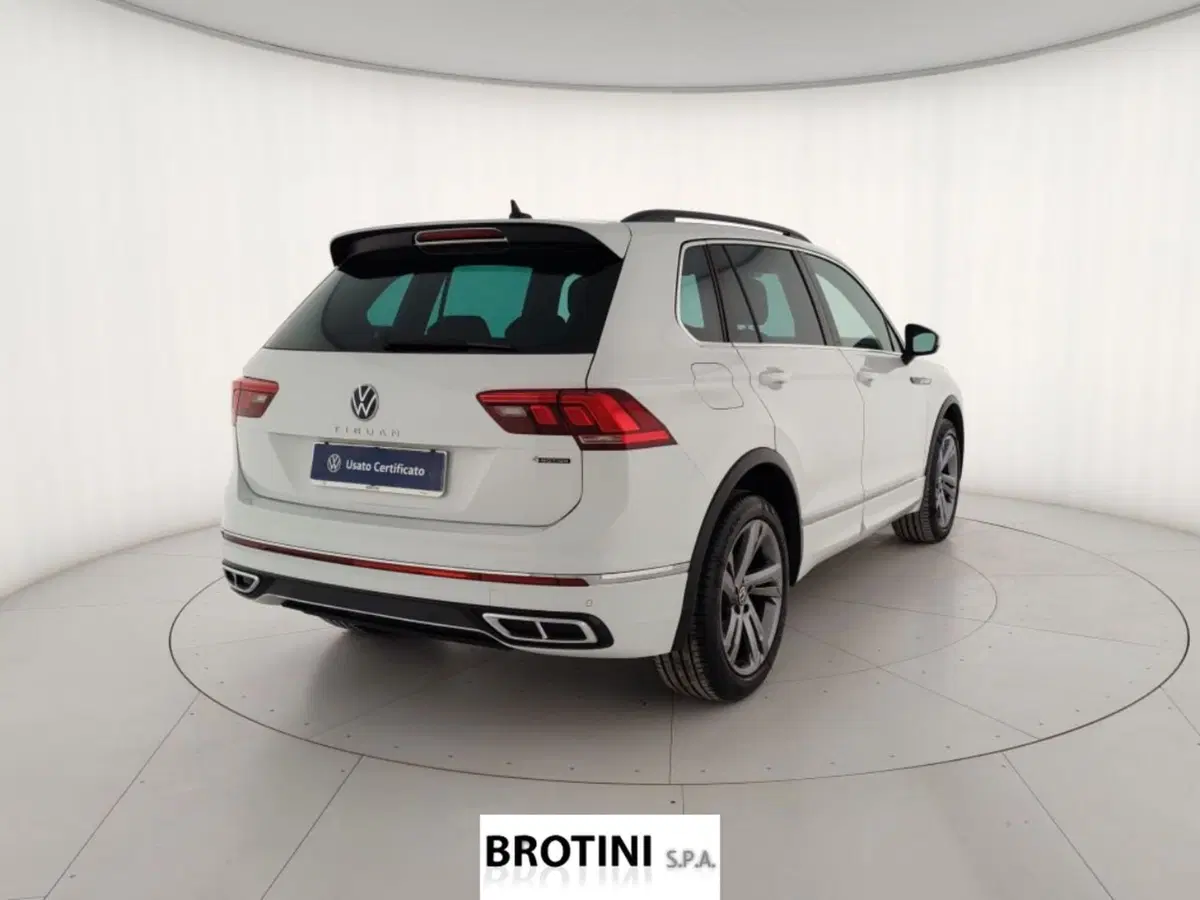 Volkswagen Tiguan usata a Massa-Carrara (3)