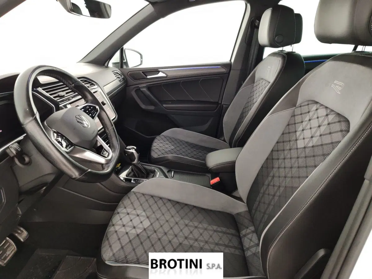 Volkswagen Tiguan usata a Massa-Carrara (7)