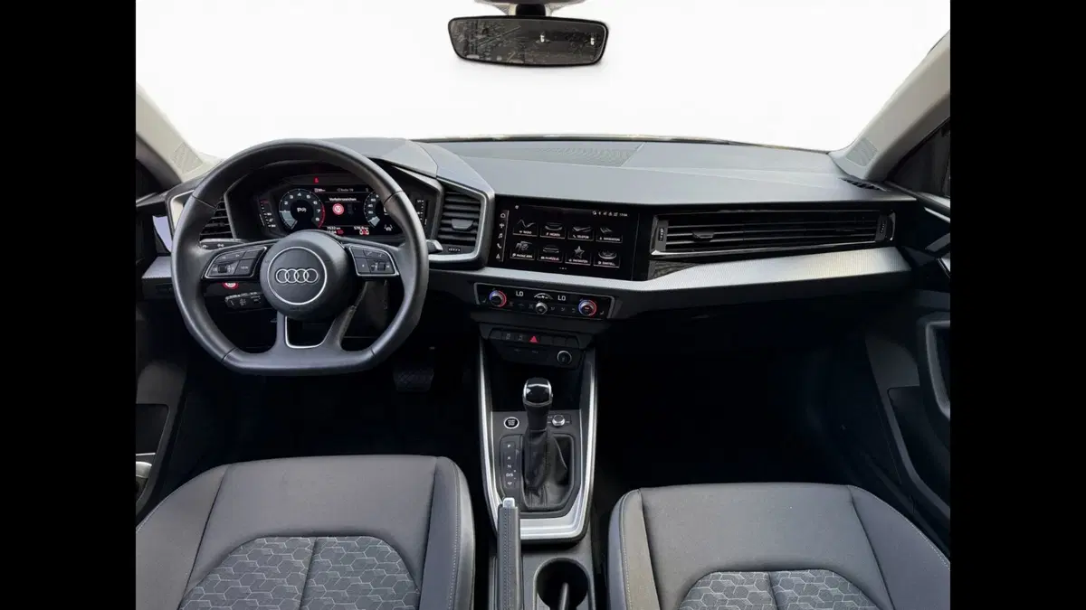 Audi A1 allstreet usata a Palermo (11)