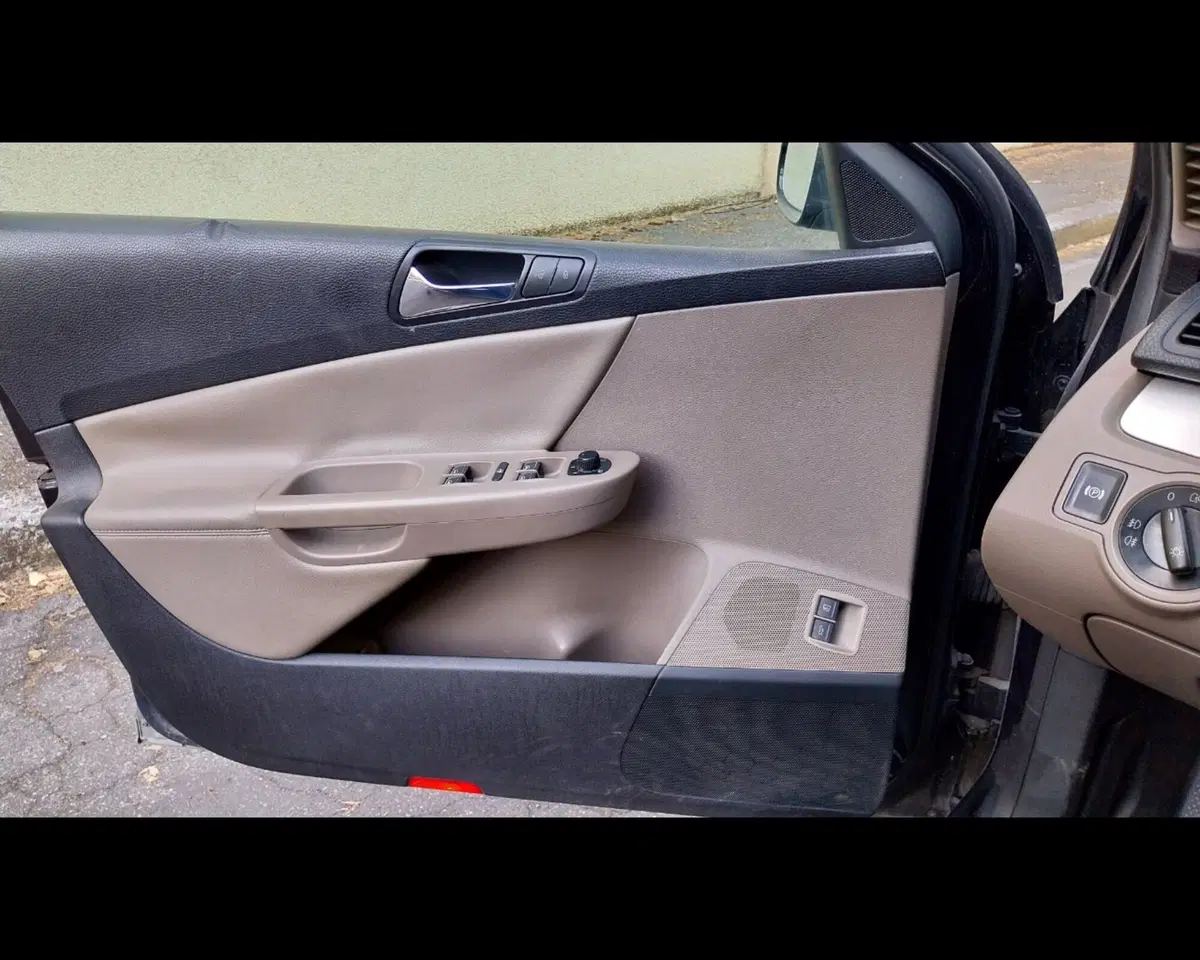 Volkswagen Passat Variant usata a Forlì-Cesena (12)