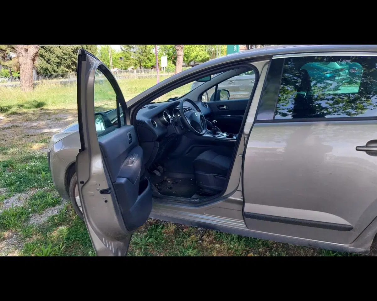 Peugeot 3008 usata a Forlì-Cesena (14)