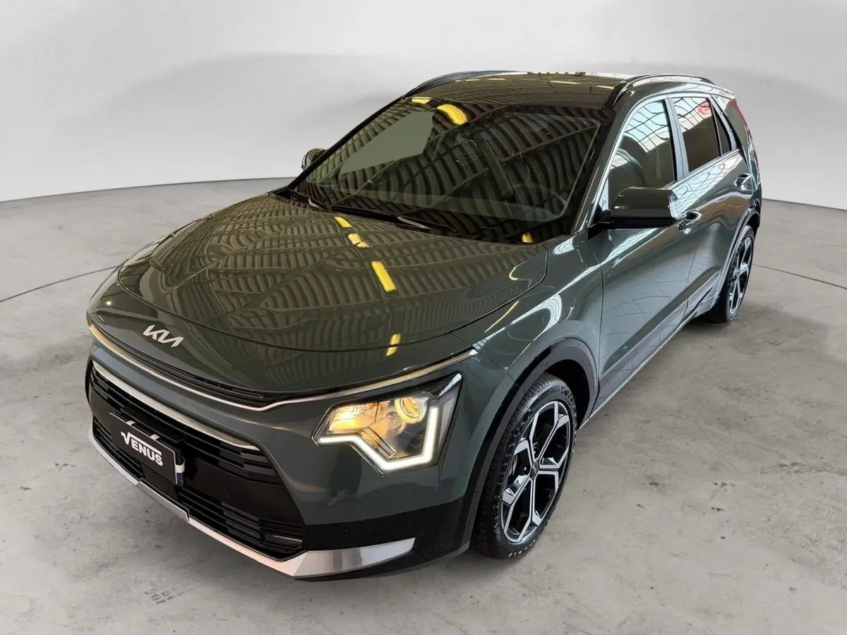 Kia Niro nuova a Monza e Brianza (2)