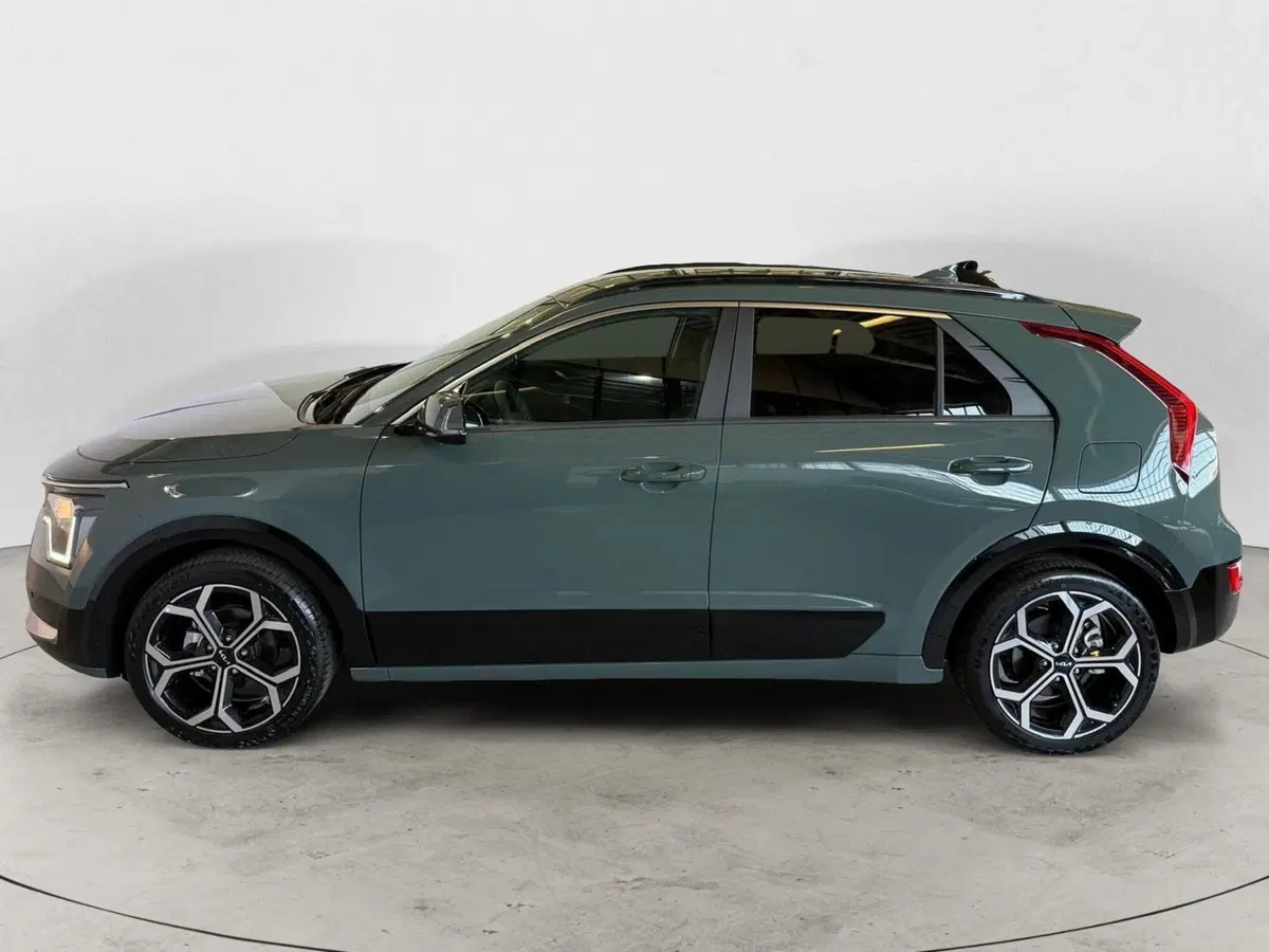 Kia Niro nuova a Monza e Brianza (3)
