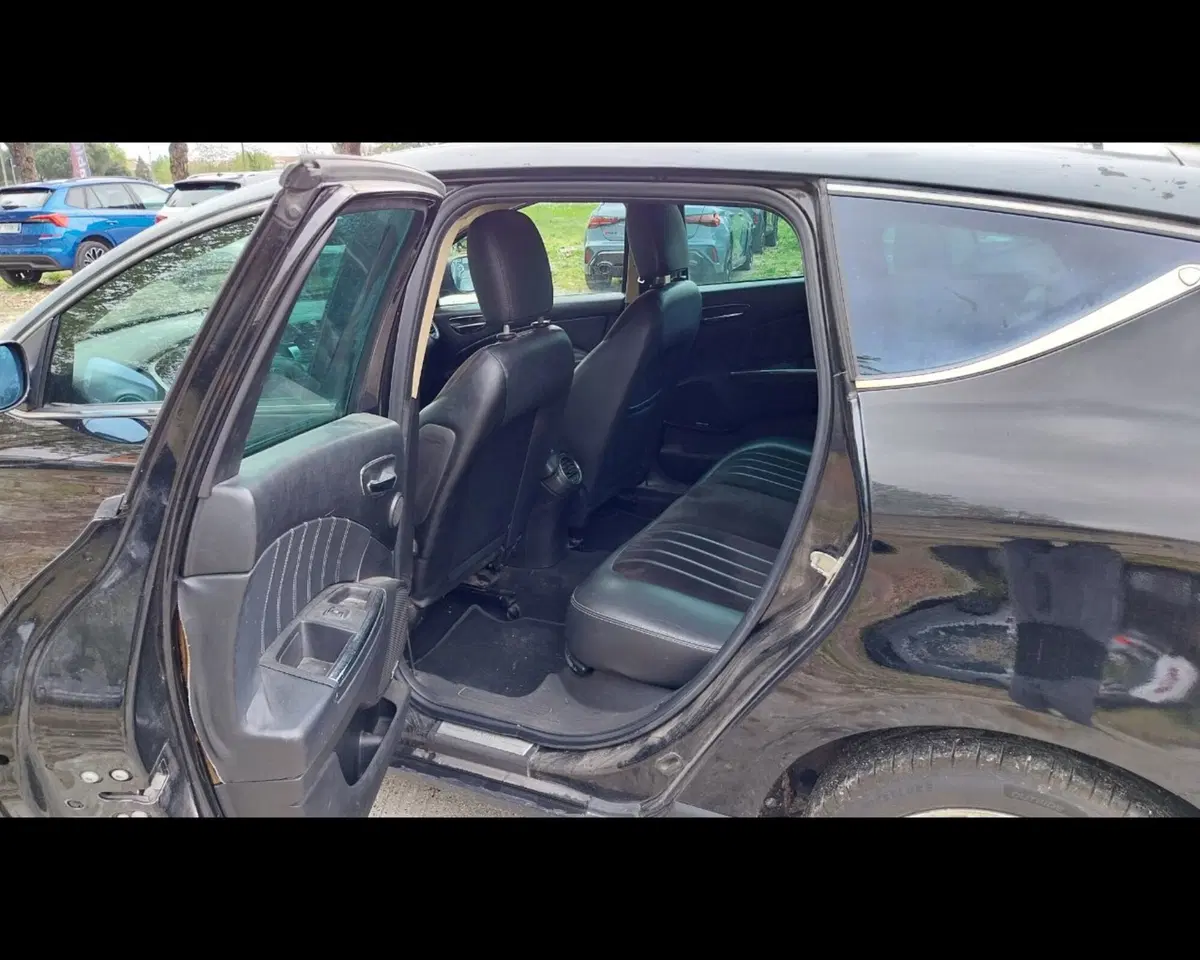 Lancia Delta usata a Ravenna (18)
