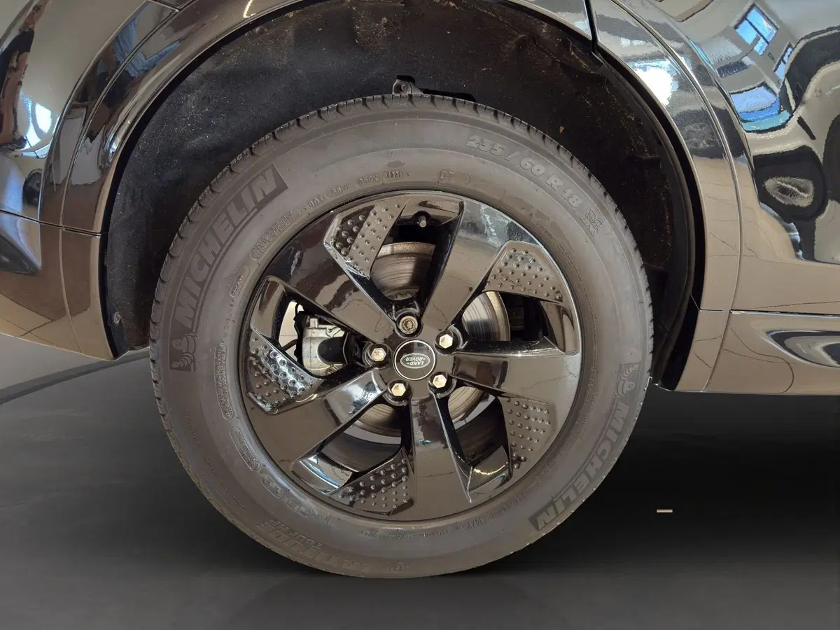 Land Rover Discovery Sport usata a Latina (9)