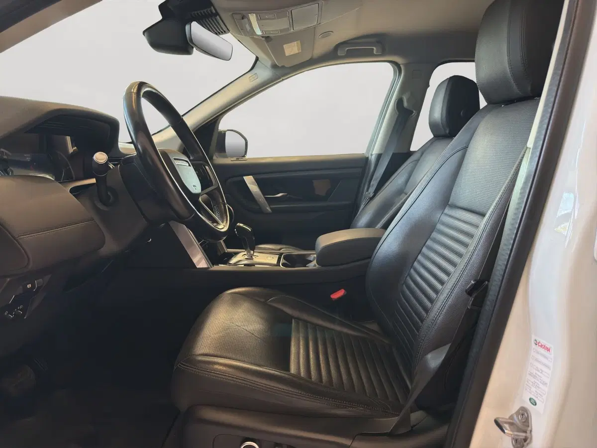 Land Rover Discovery Sport usata a Latina (11)
