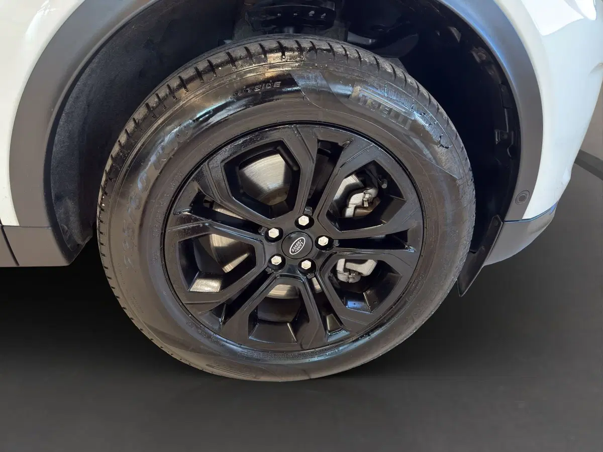 Land Rover Discovery Sport usata a Latina (9)