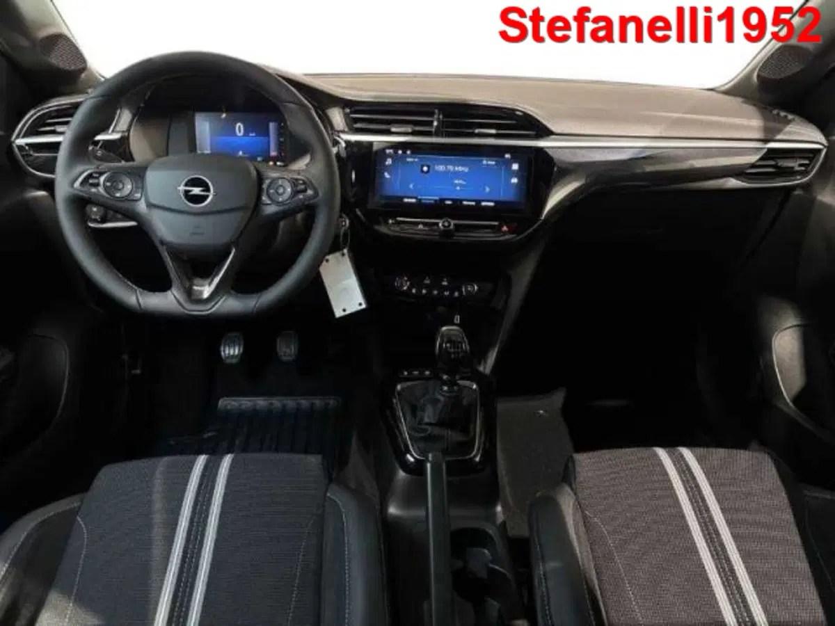 Opel Corsa nuova a Bologna (13)