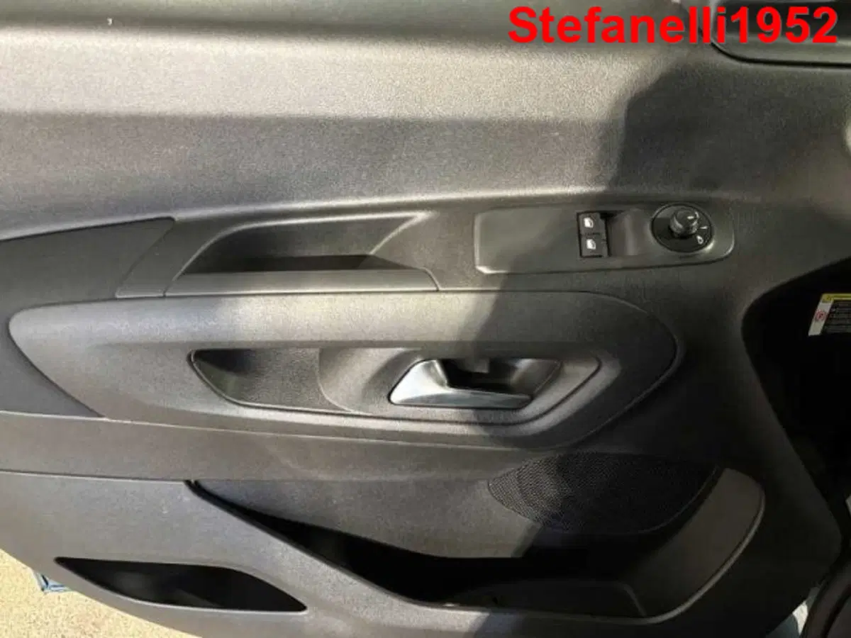 Opel Combo Life nuova a Bologna (10)
