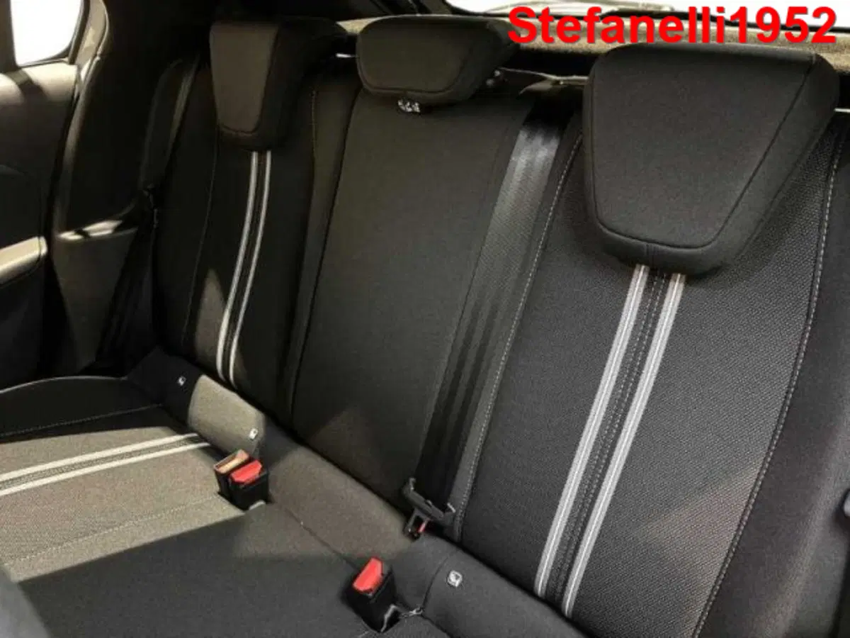 Opel Corsa nuova a Bologna (9)