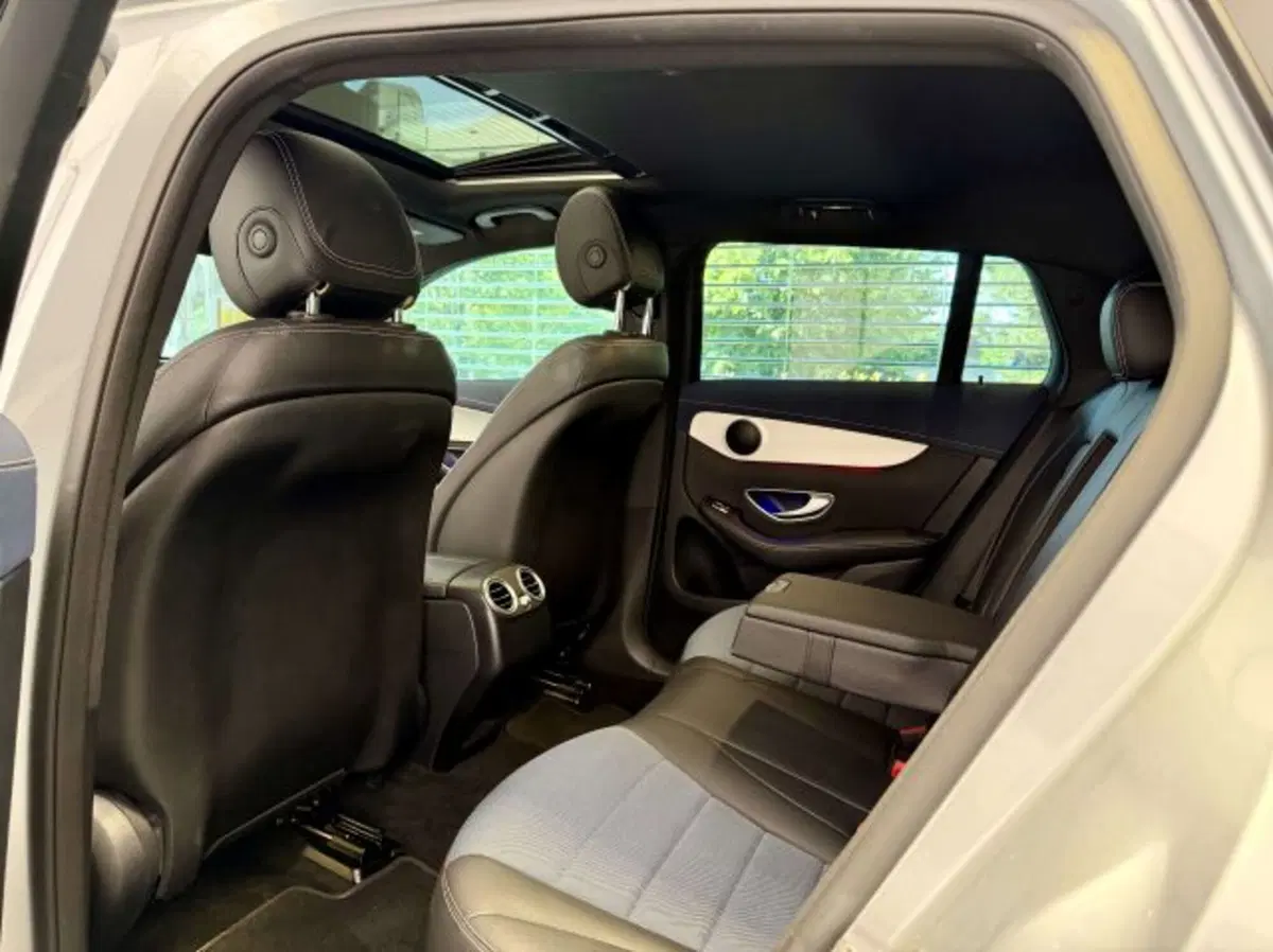 Mercedes-Benz EQC usata a Torino (11)