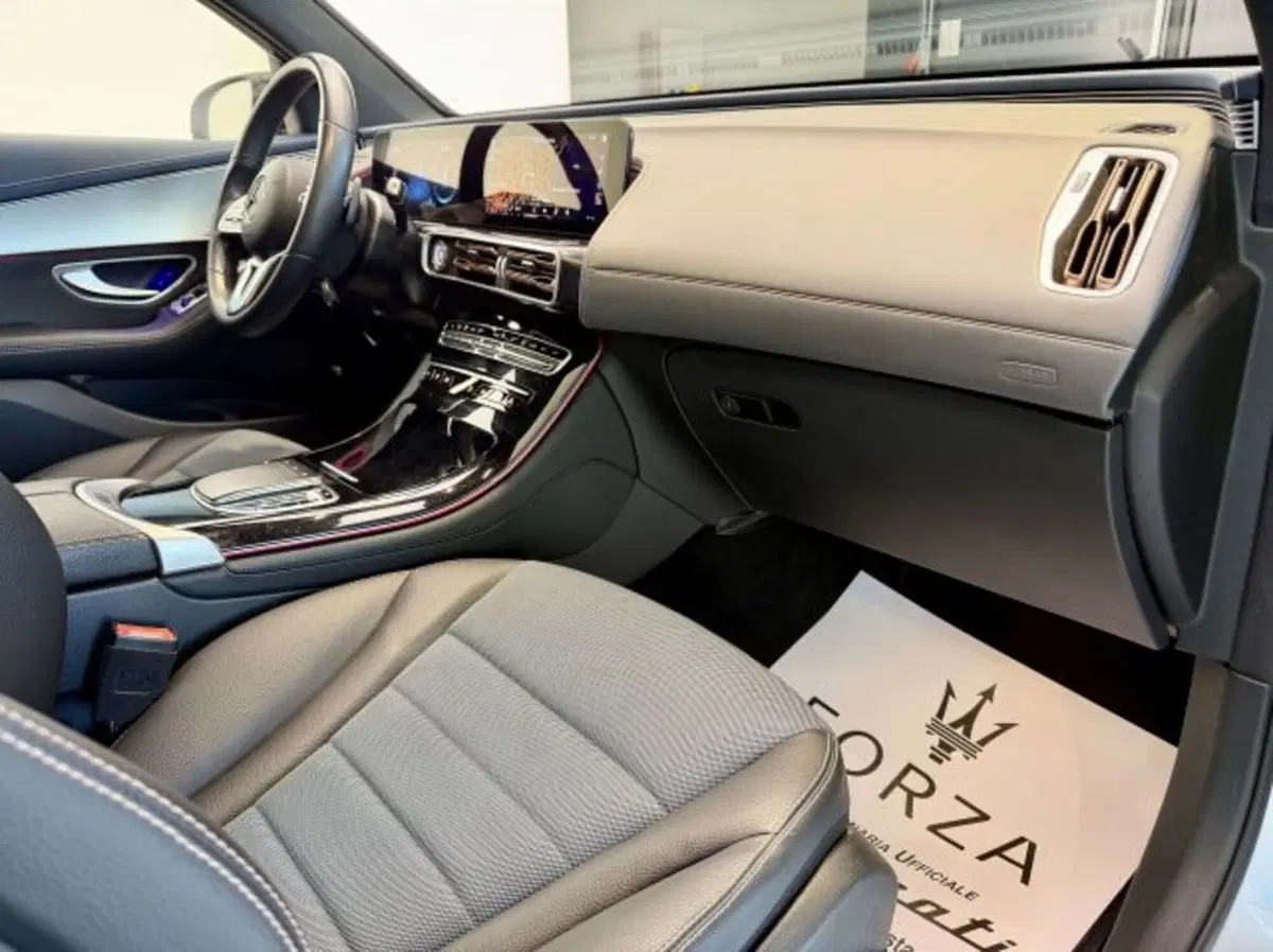 Mercedes-Benz EQC usata a Torino (13)