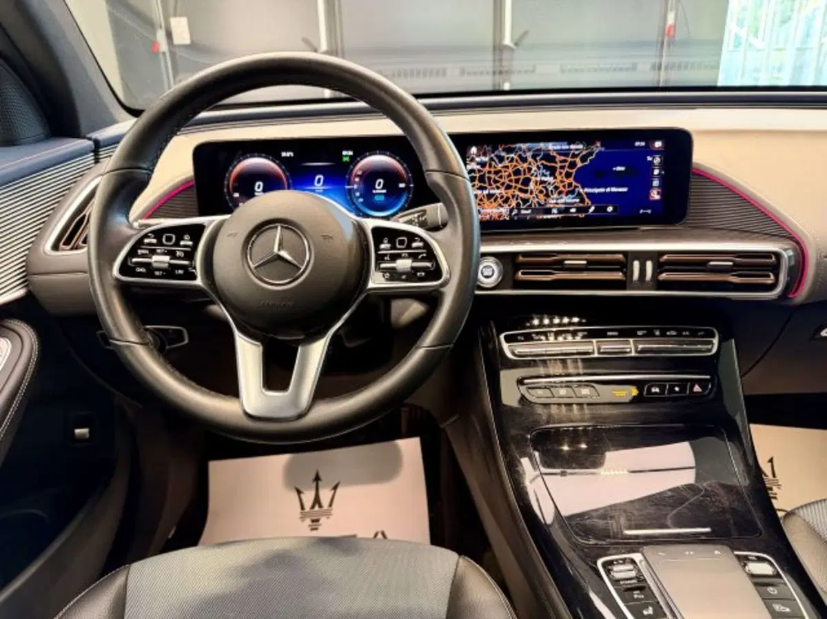 Mercedes-Benz EQC usata a Torino (14)