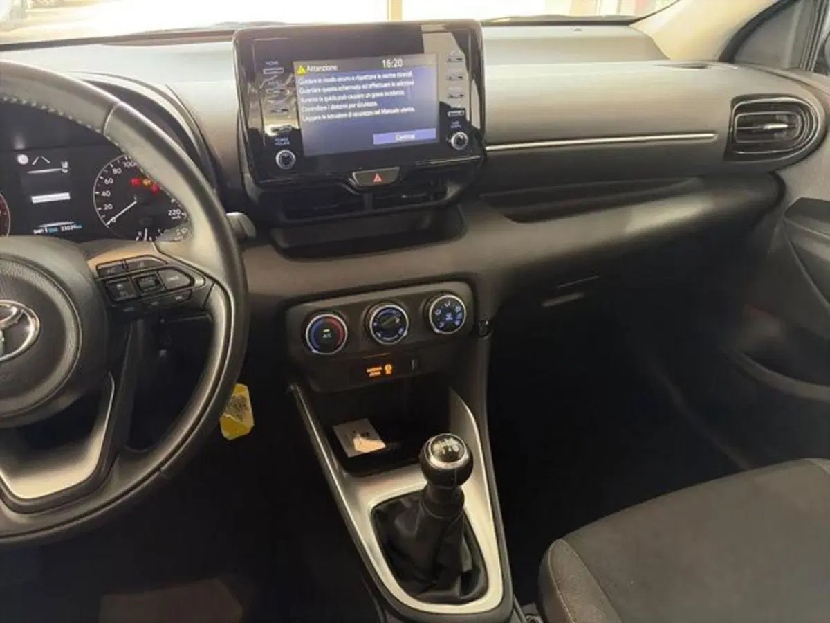 Toyota Yaris usata a Sassari (9)