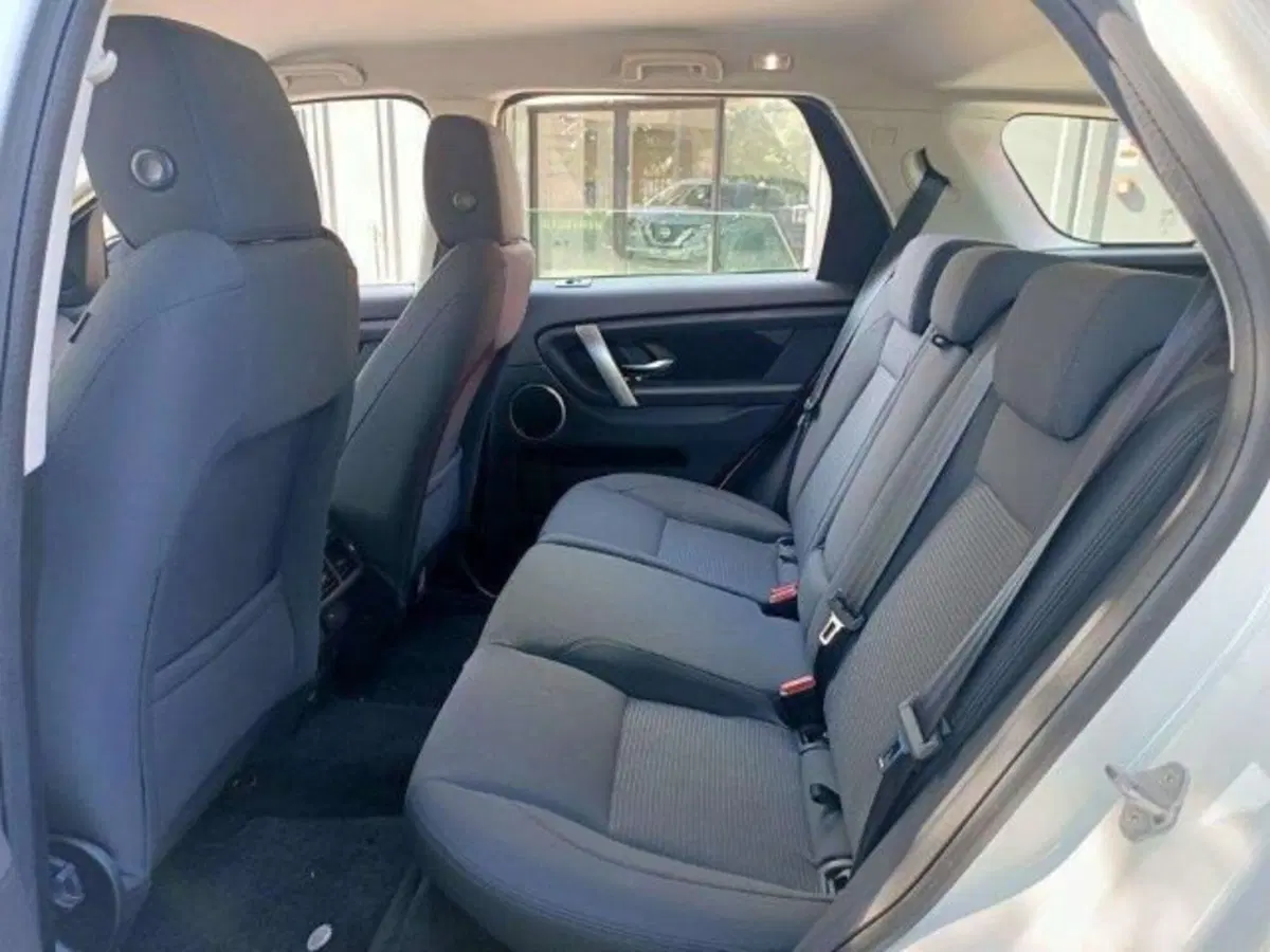 Land Rover Discovery Sport usata a Firenze (5)