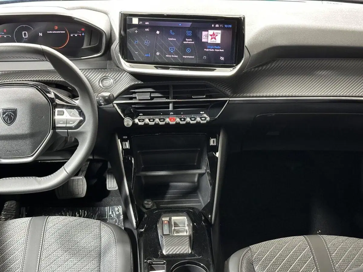 Peugeot 2008 nuova a Sondrio (14)