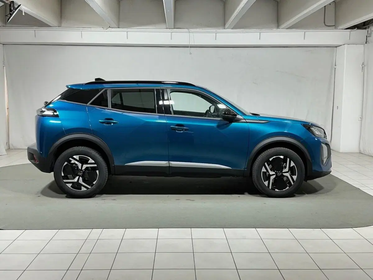 Peugeot 2008 nuova a Sondrio (6)