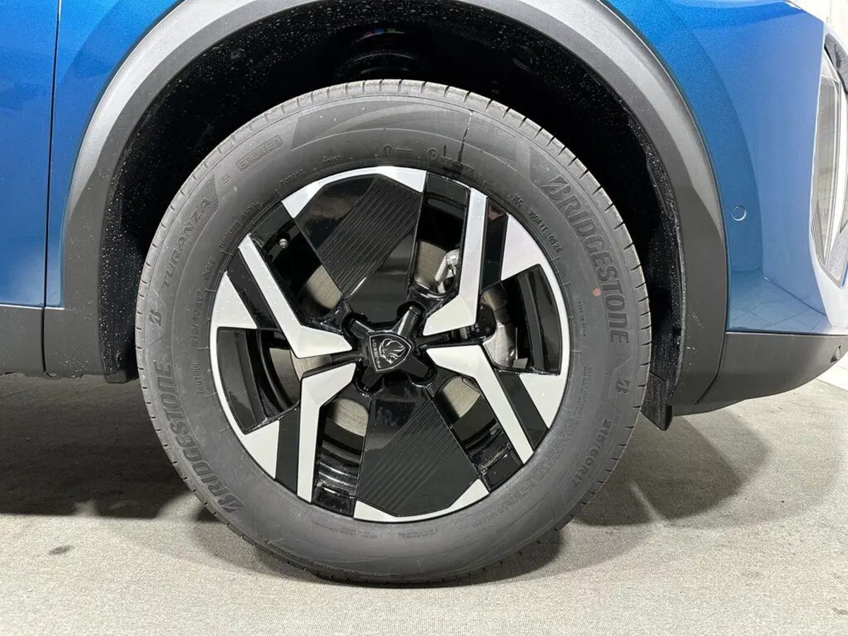 Peugeot 2008 nuova a Sondrio (9)