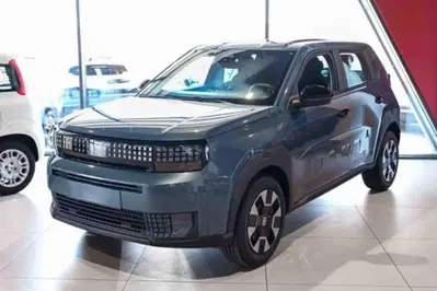 Fiat Grande Panda 1.2 Icon 100cv nuova a Pianezza