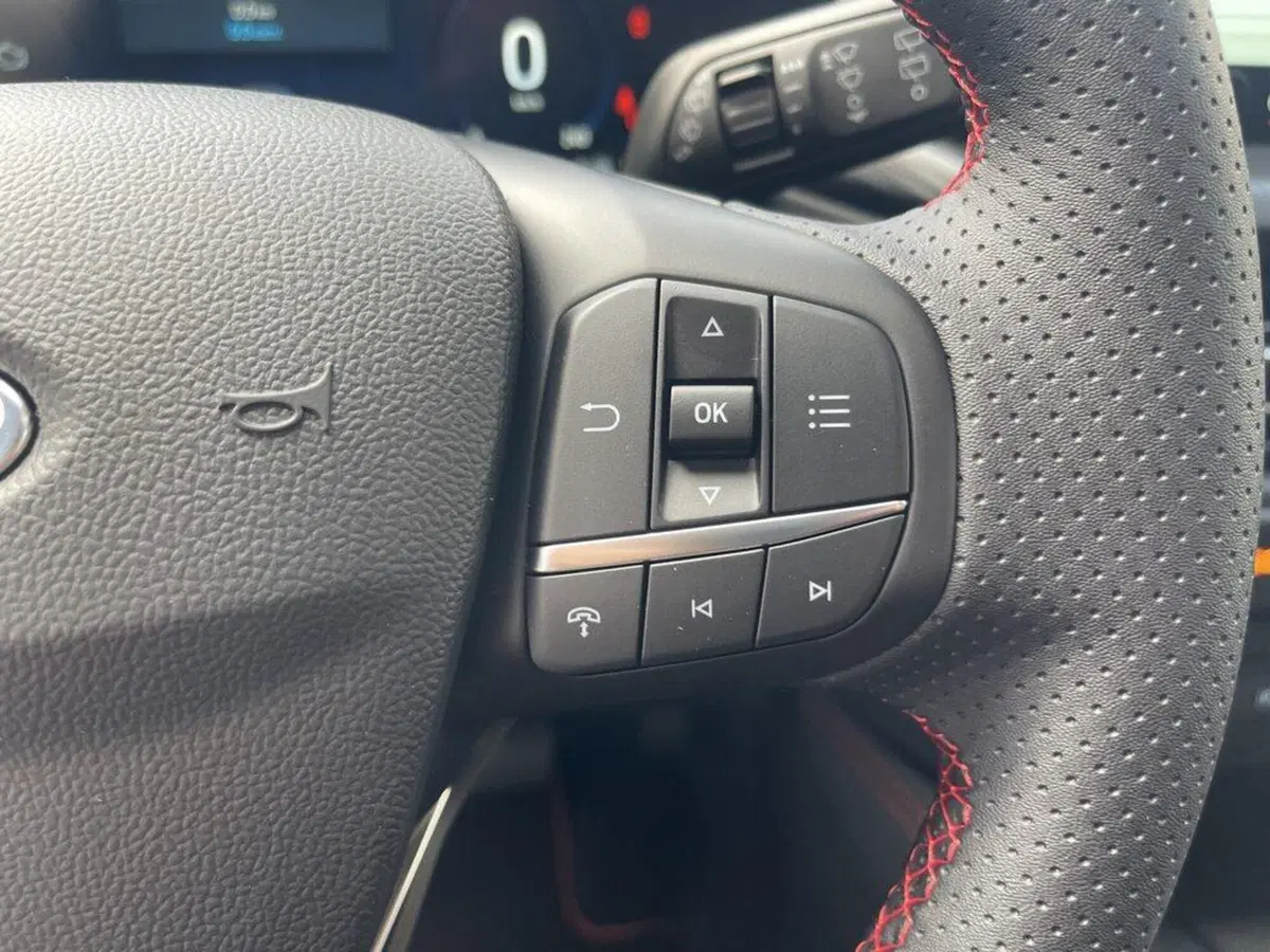 Ford Kuga nuova a Torino (13)
