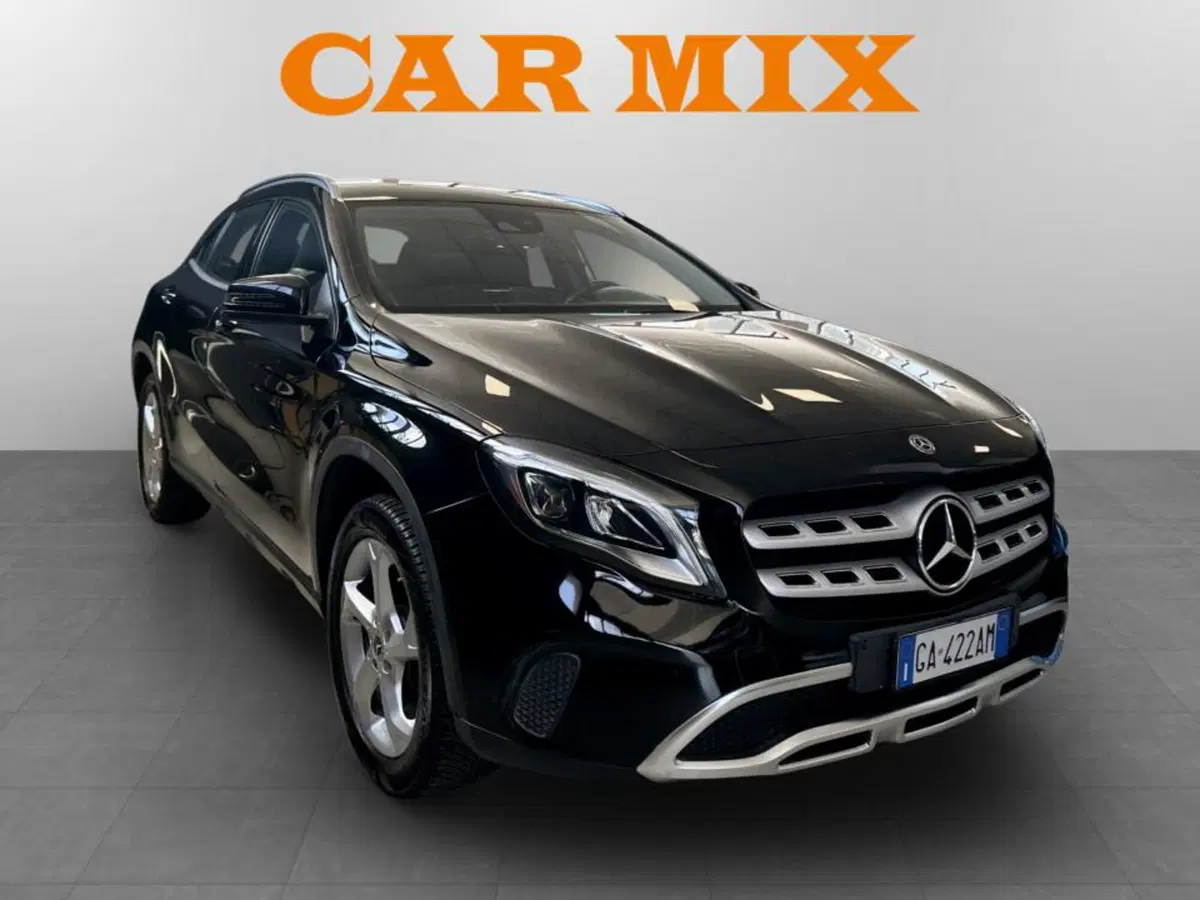 Mercedes-Benz GLA SUV usata a Piacenza (3)