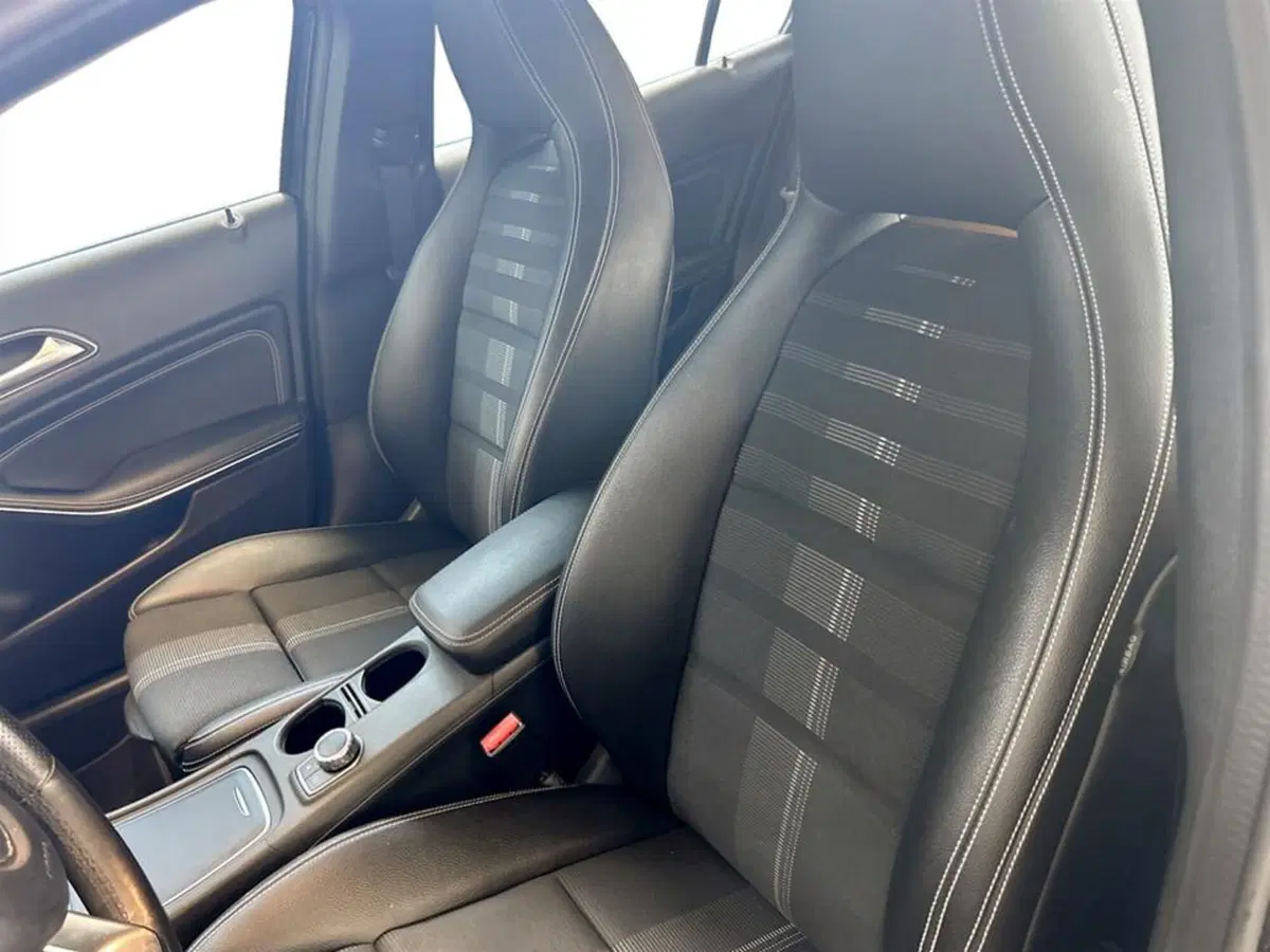 Mercedes-Benz GLA SUV usata a Piacenza (9)