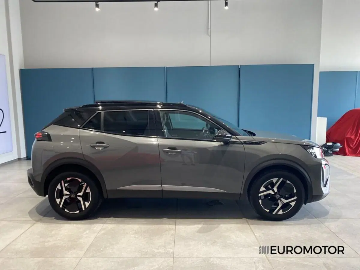Peugeot 2008 usata a Bari (6)