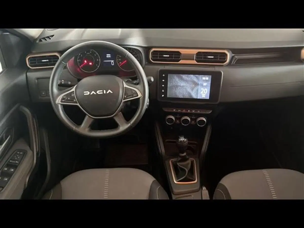 Dacia Duster usata a Firenze (7)