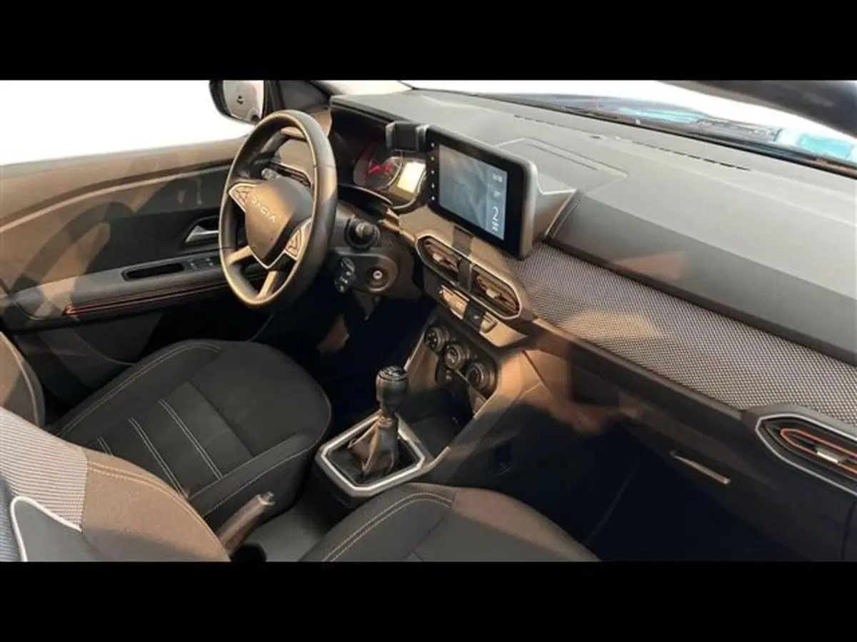 Dacia Sandero usata a Firenze (11)