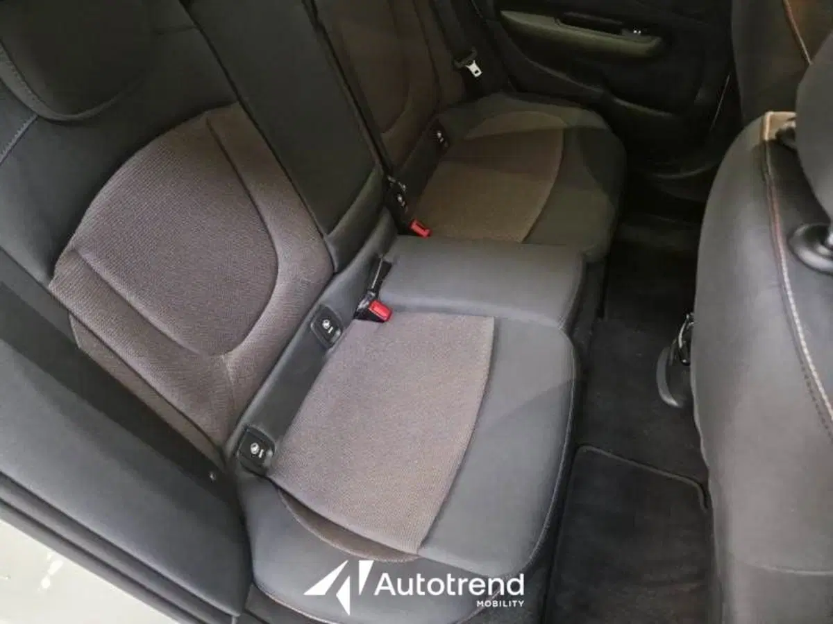 MINI Mini Clubman usata a Lecce (14)