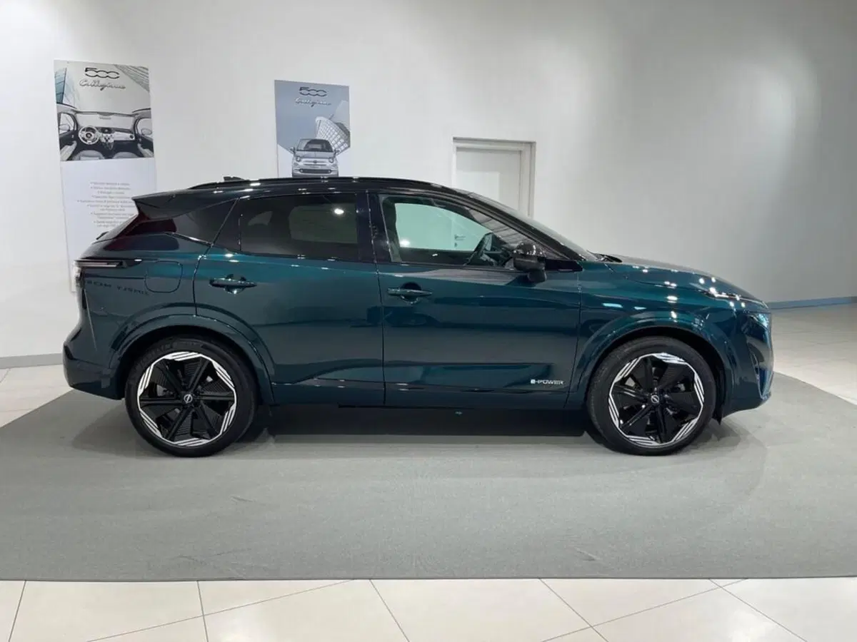 Nissan Qashqai usata a Sondrio (2)
