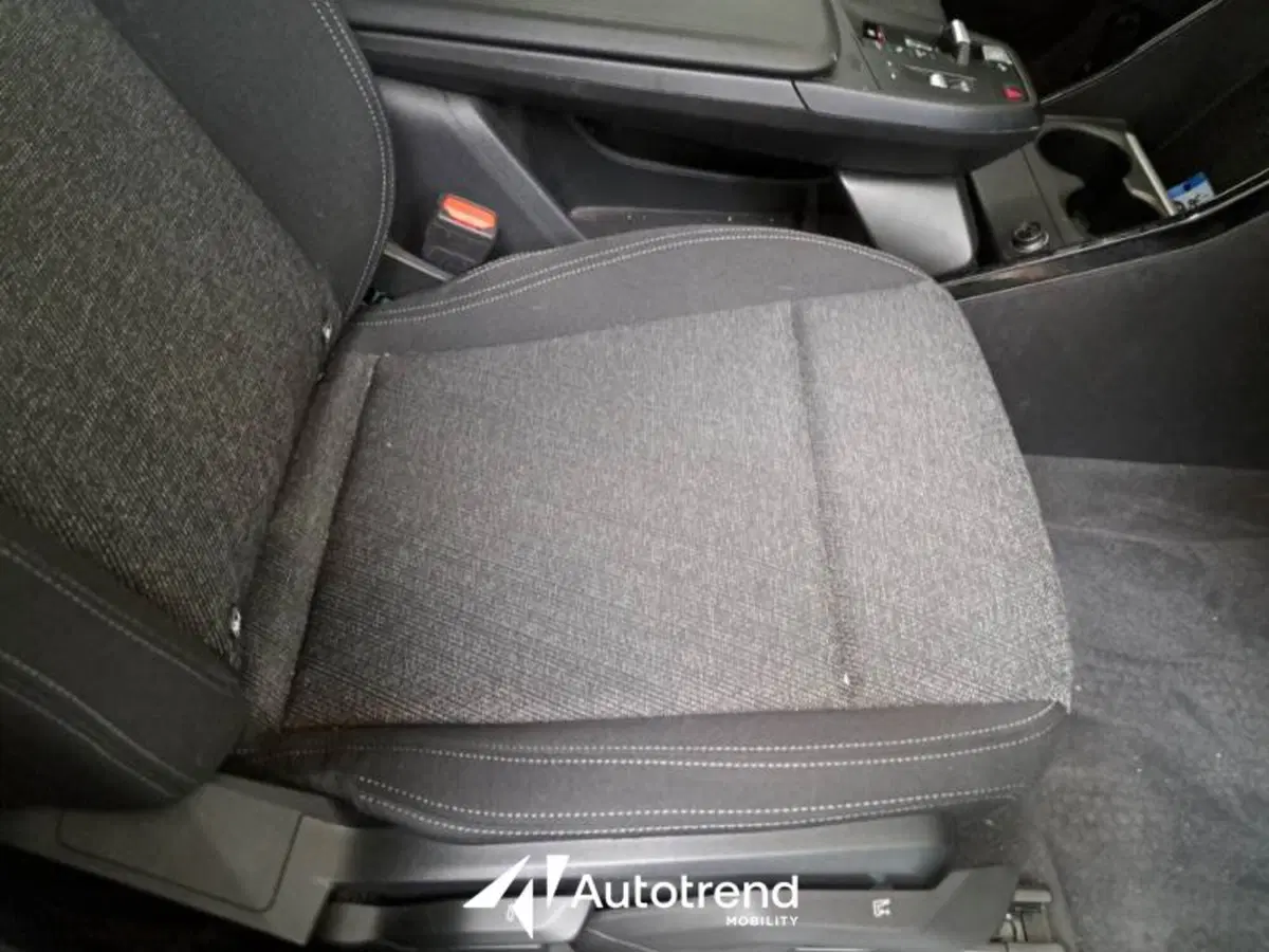 BMW Serie 2 Active Tourer usata a Bari (10)