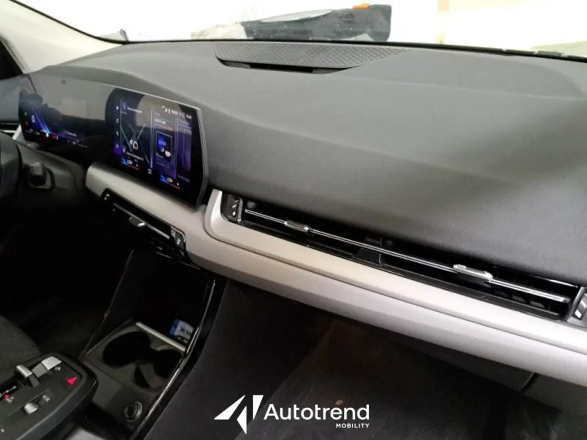 BMW Serie 2 Active Tourer usata a Bari (11)
