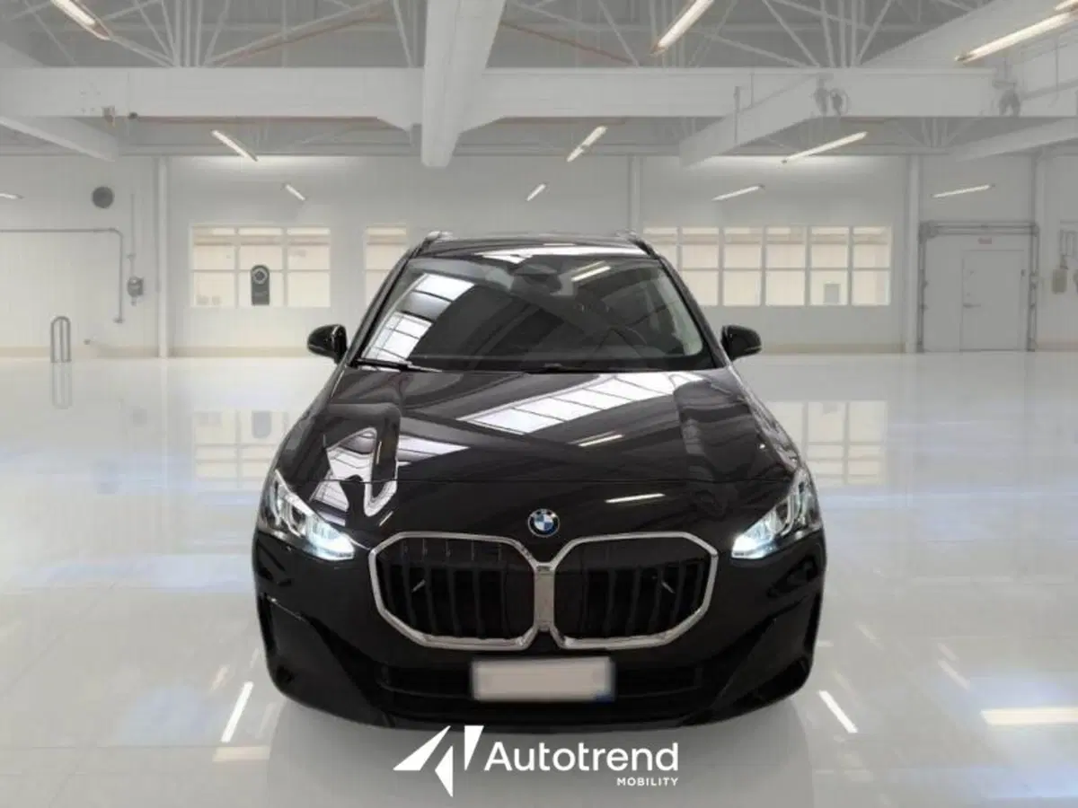 BMW Serie 2 Active Tourer usata a Bari (3)