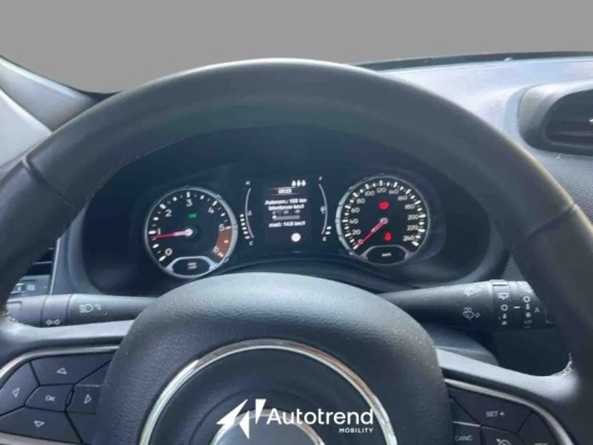 Jeep Renegade usata a Bari (5)