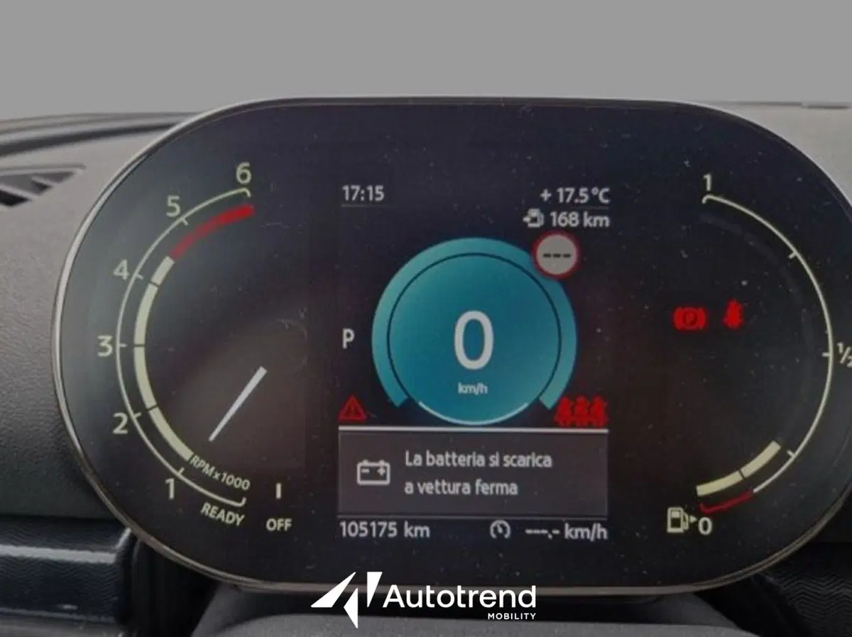MINI Mini Clubman usata a Bari (11)
