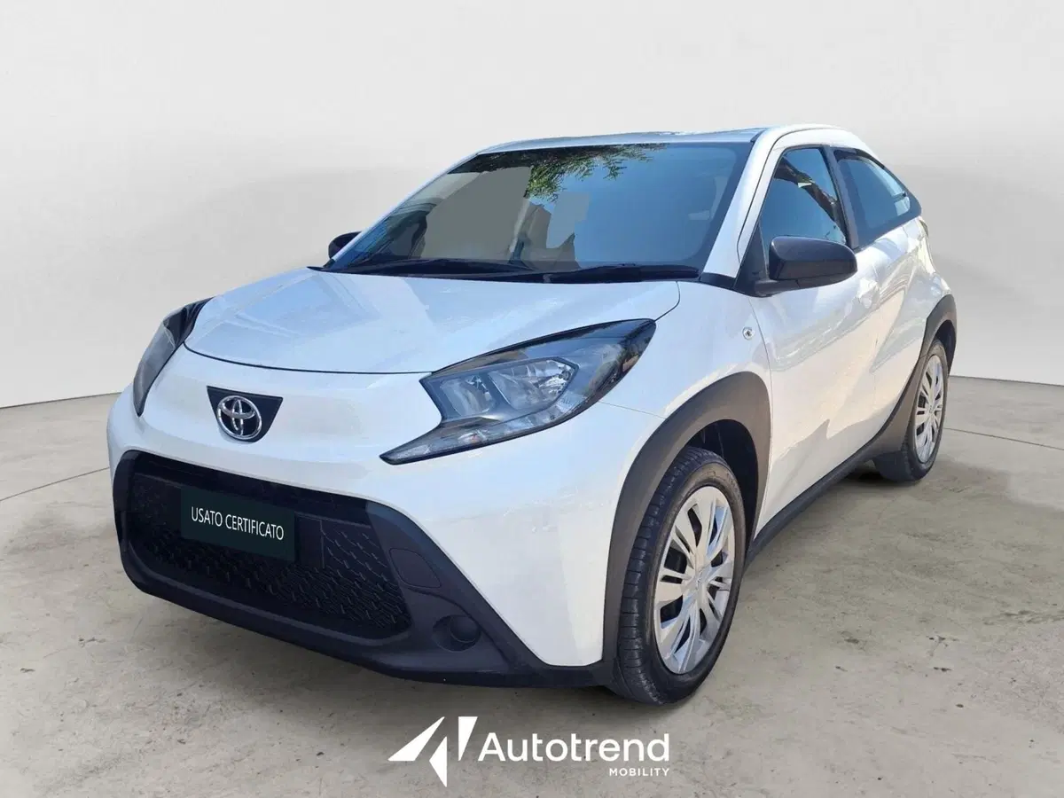 Toyota Aygo X usata a Bari
