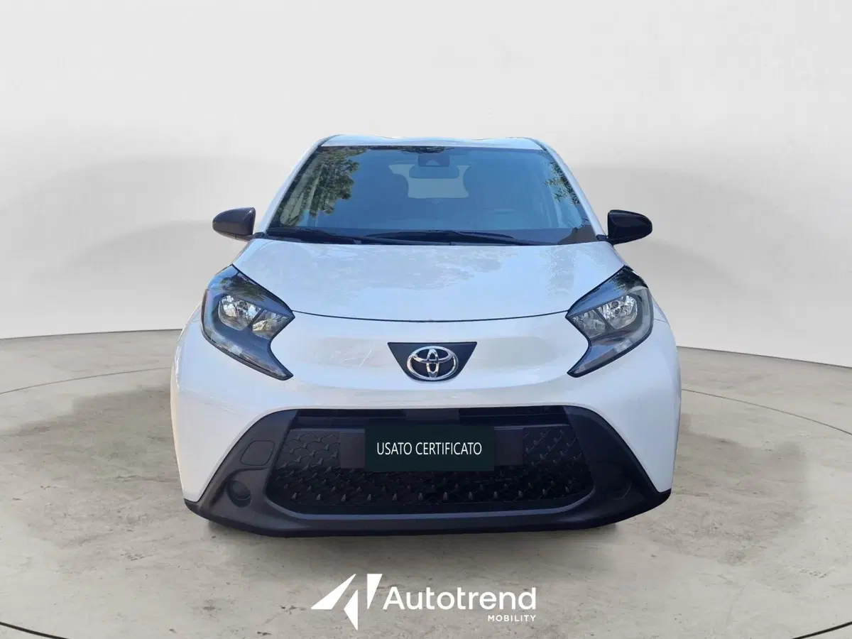 Toyota Aygo X usata a Bari (3)