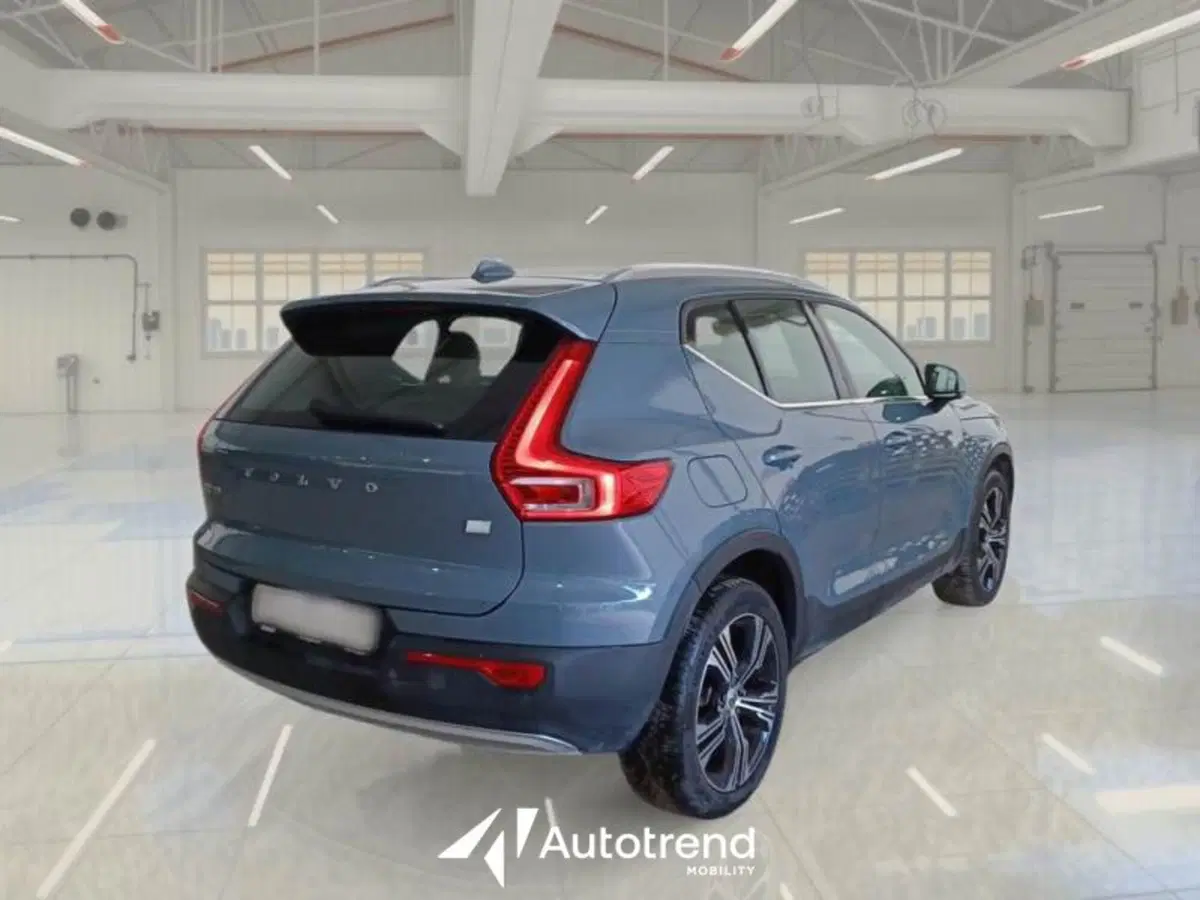 Volvo XC40 usata a Bari (2)