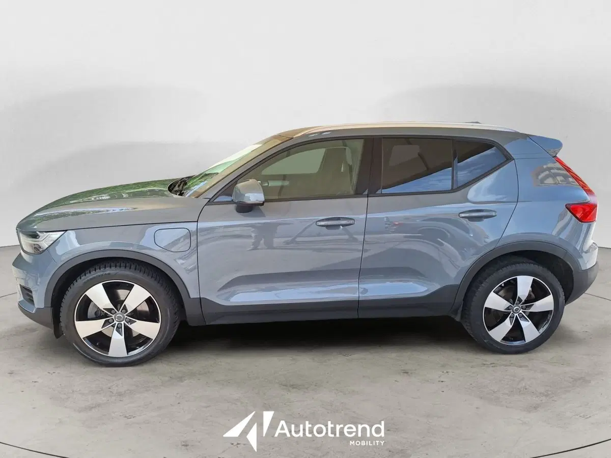 Volvo XC40 usata a Bari (5)
