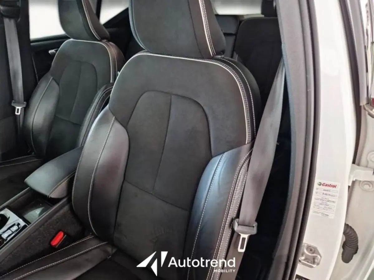 Volvo XC40 usata a Bari (7)