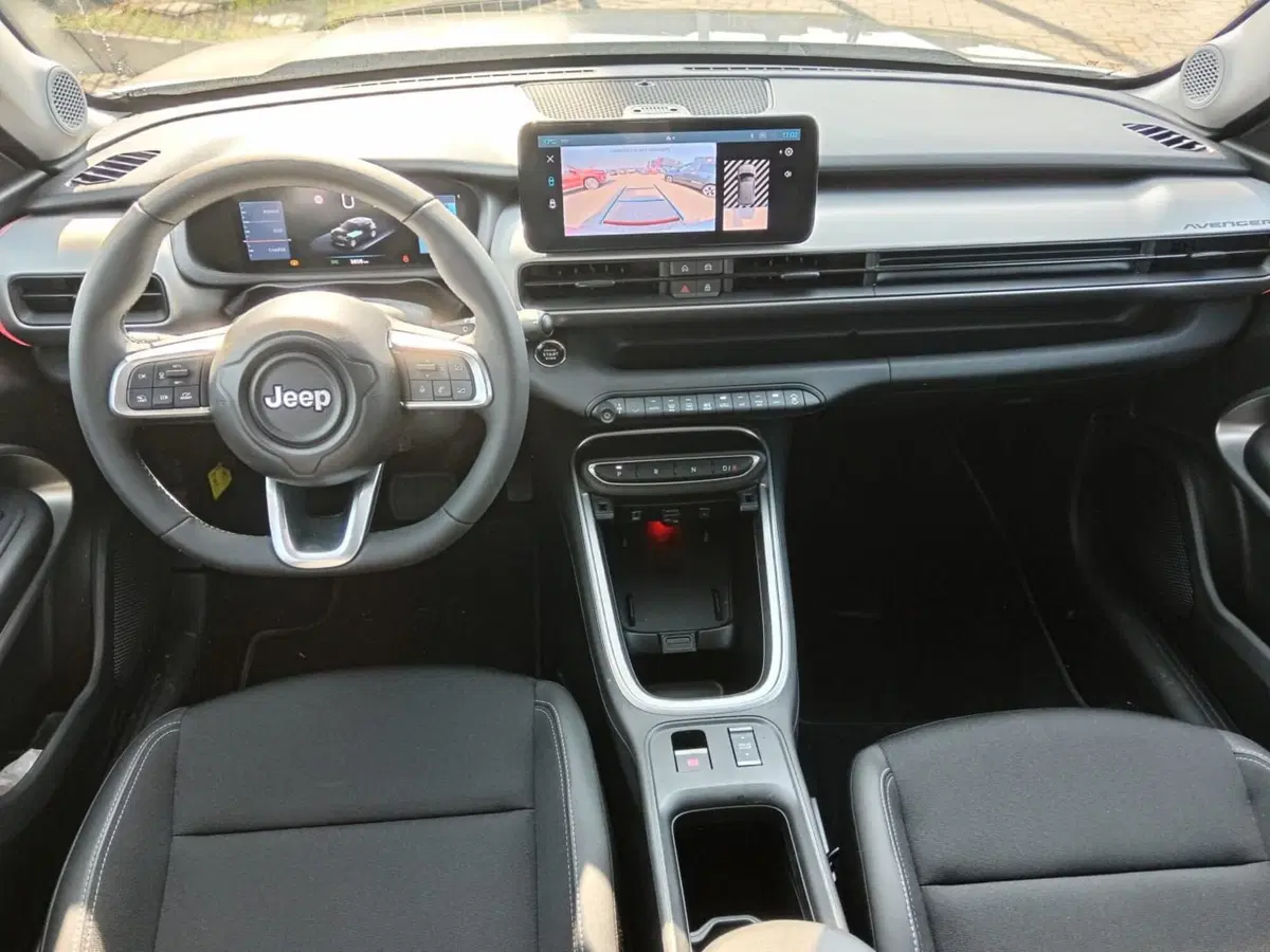 Jeep Avenger usata a Alessandria (12)