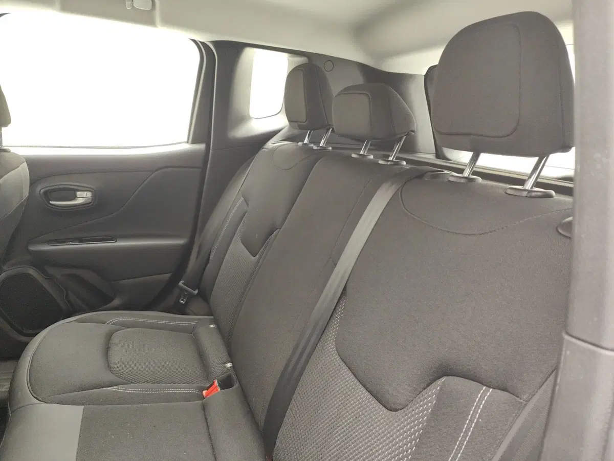 Jeep Renegade usata a Como (13)