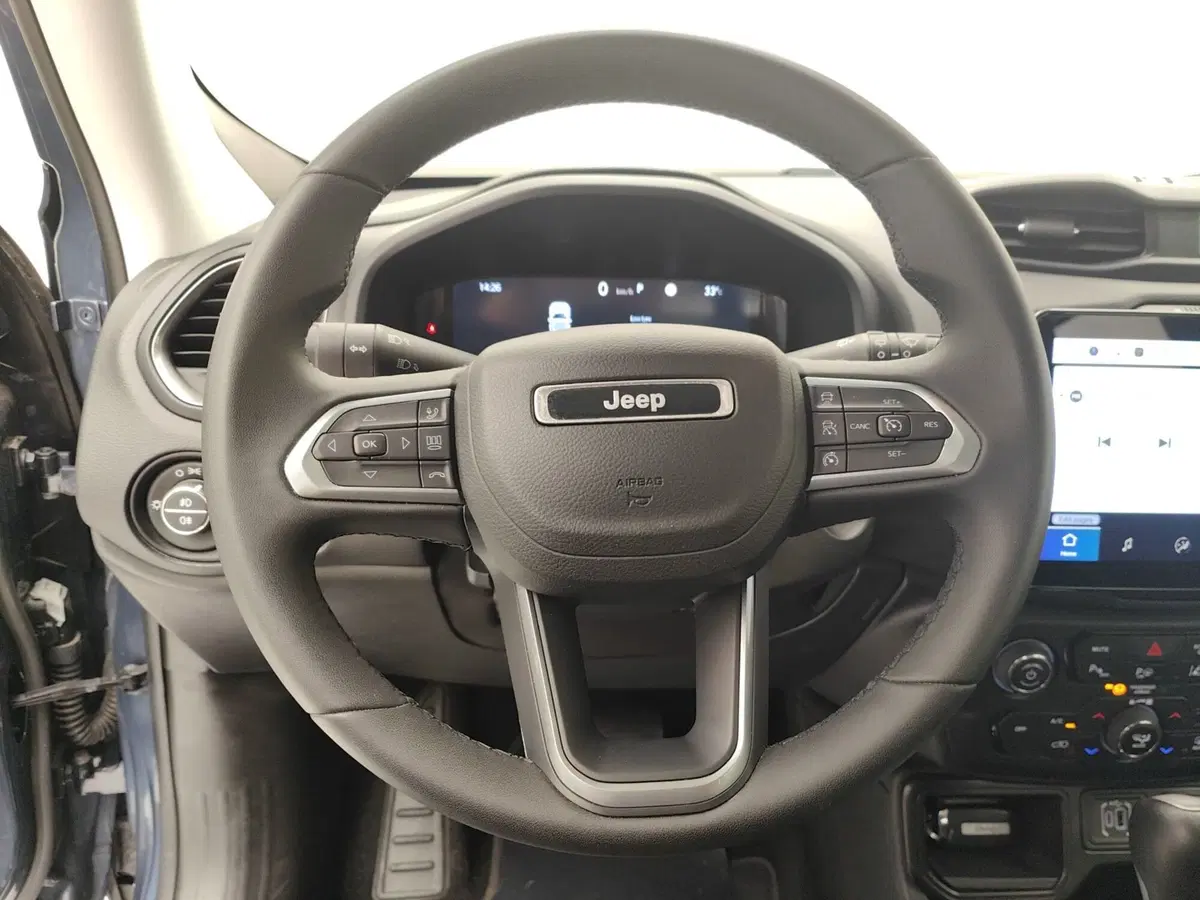 Jeep Renegade usata a Como (17)